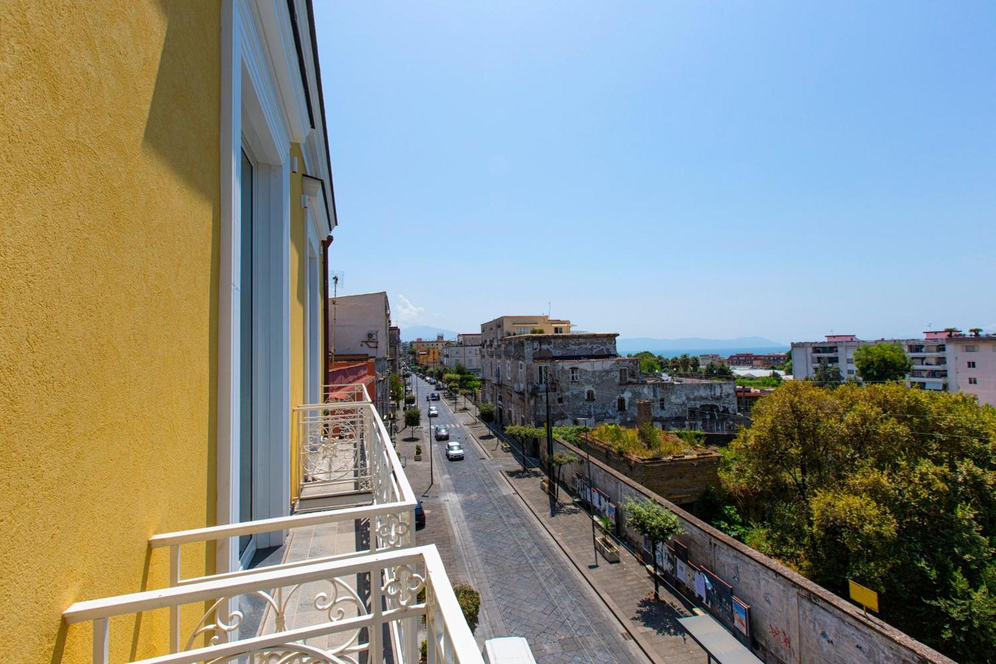 Vesuvius Palace Aparthotel Ercolano Esterno foto
