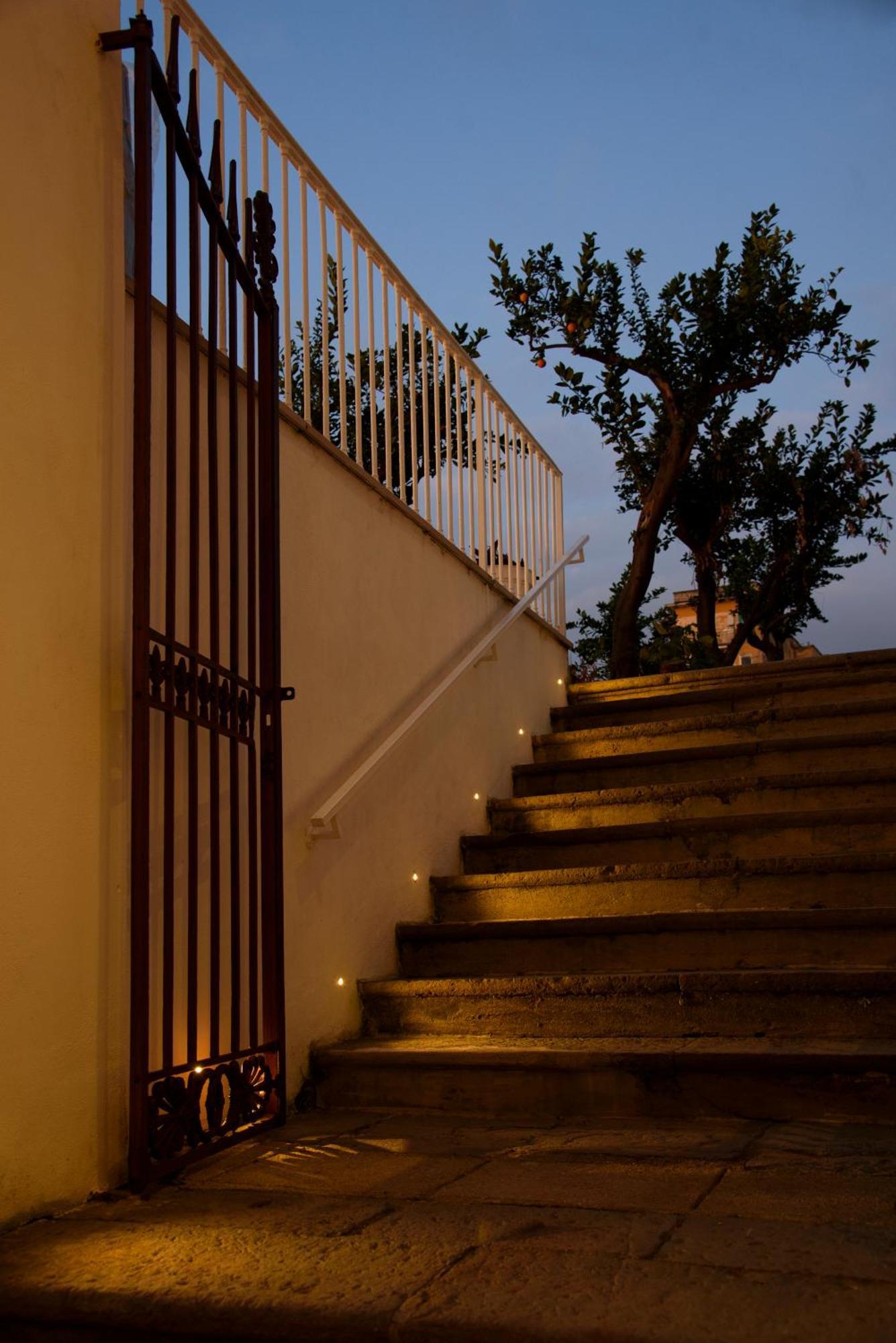 Vesuvius Palace Aparthotel Ercolano Esterno foto